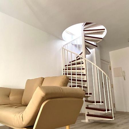 Spiral Stairs Duplex Apartment Figueres  Exterior foto